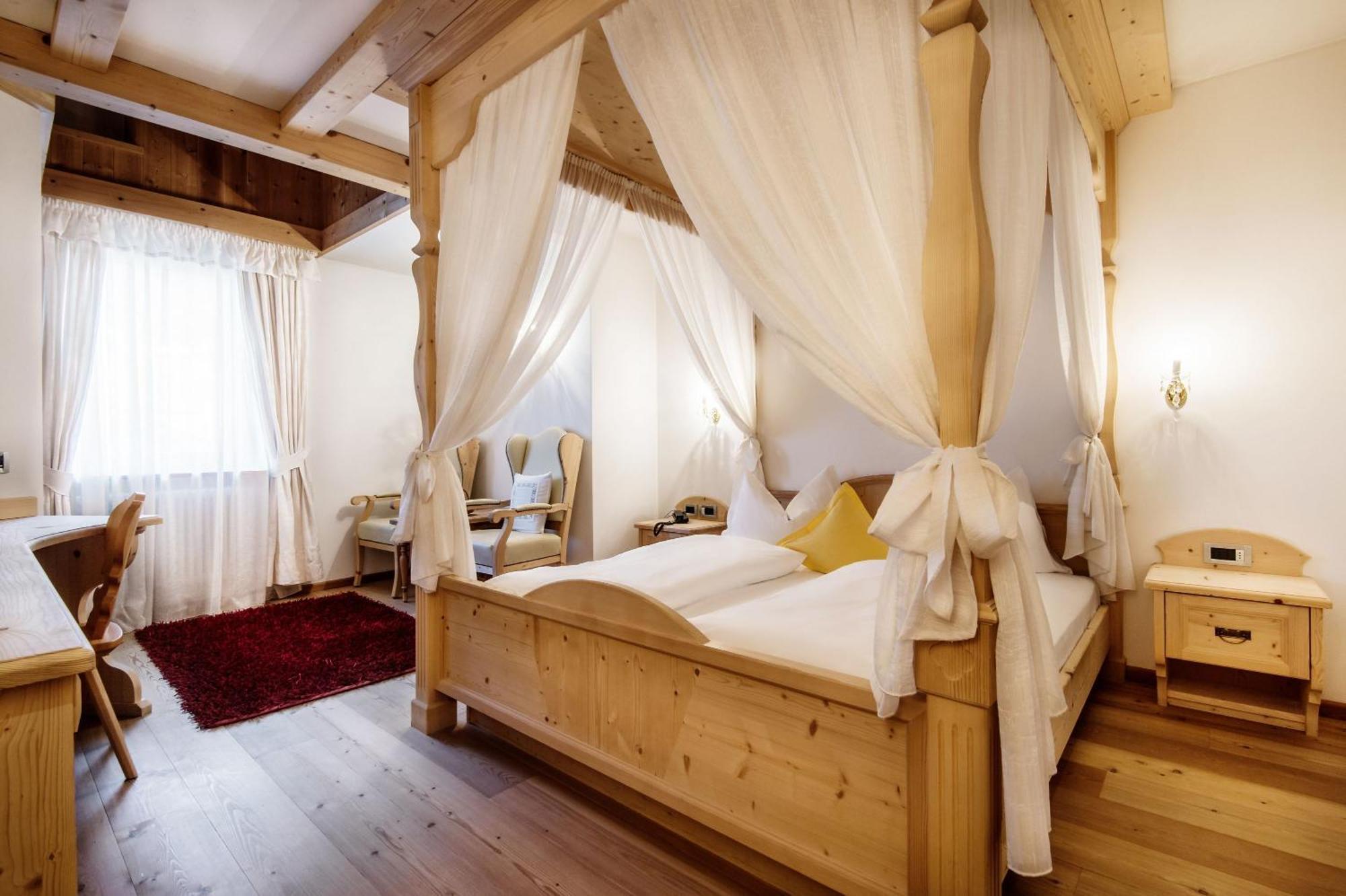 לה וילה Hotel Antines חדר תמונה
